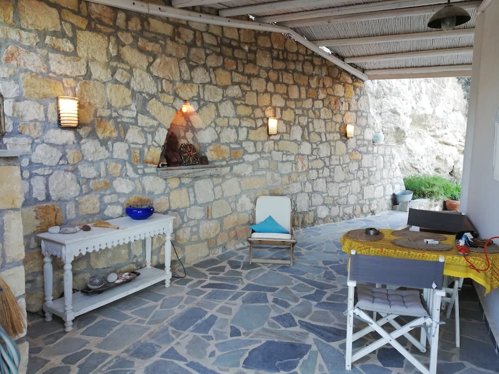 Tranquil Villa With Sea View in Ammopi Karpathos