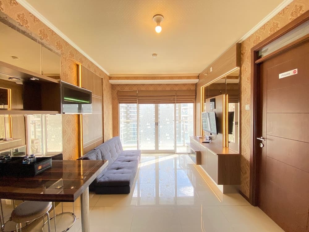 Spacious and Well Furnished 1BR at Gateway Pasteur Apartment