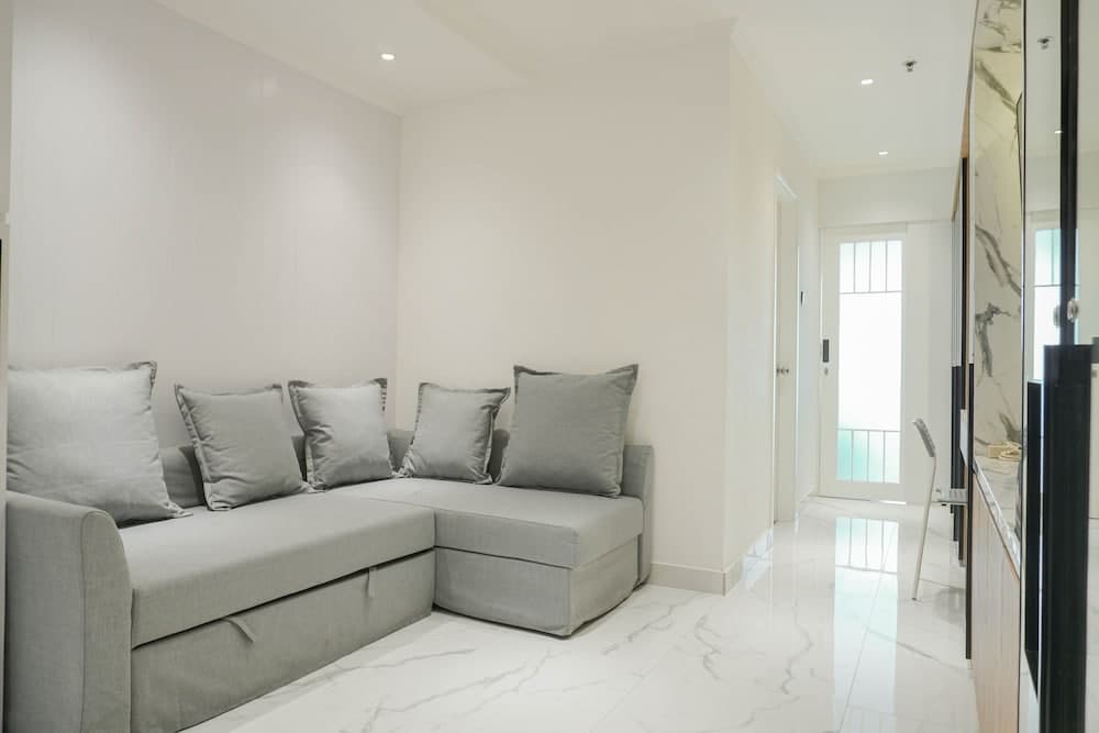 Comfortable and Simply 1BR at The Boulevard Apartment