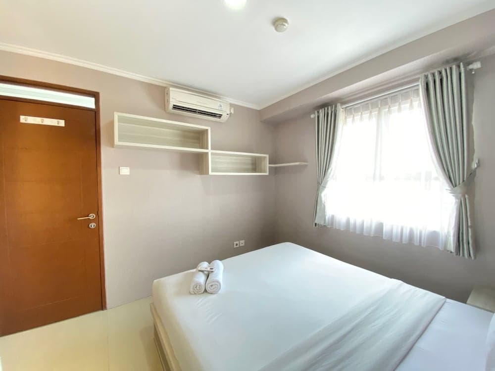 Modern & Cozy 2BR Apartment At Gateway Pasteur