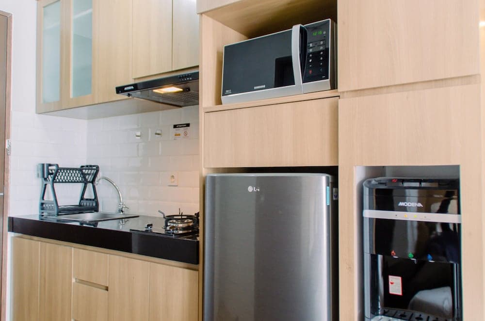 Nice and Fancy Studio at Transpark Bintaro Apartment