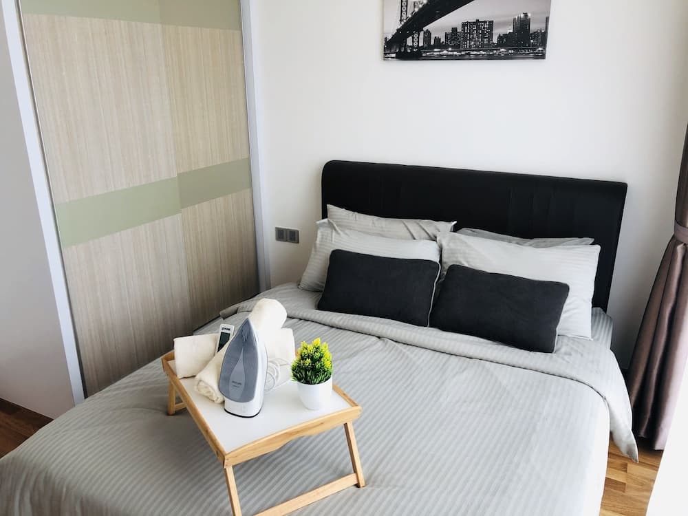 Paragon Suite By Antlerzone