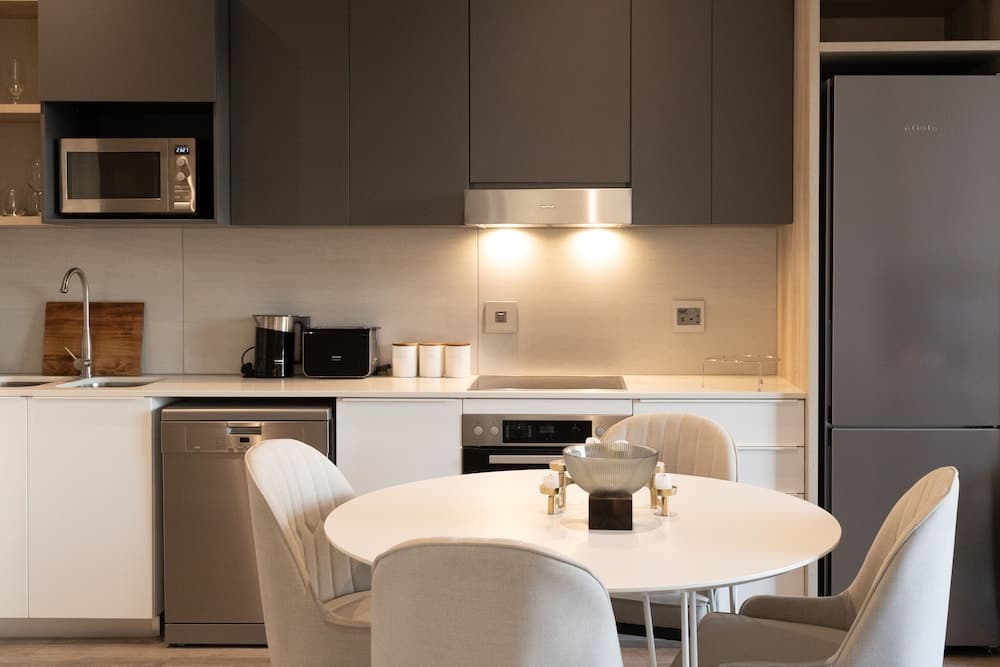 Black Marble - Menlyn Residence