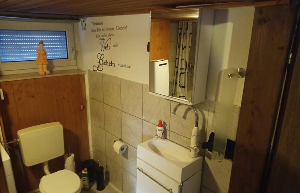 Ferienwohnung Sleeps 6 With Whirlpool