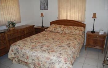 Bonita Shores Cottage - Weekly