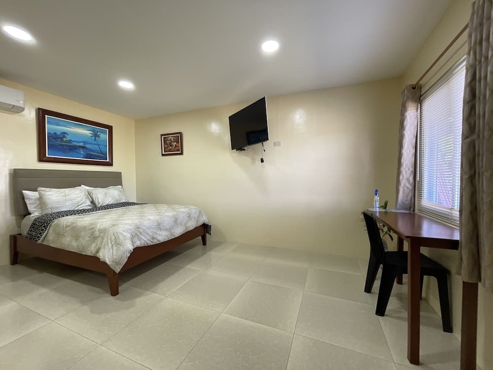 Monty's Riverside View Resort by Cocotel