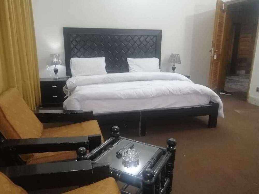 Intercontinental Hotel And Resorts