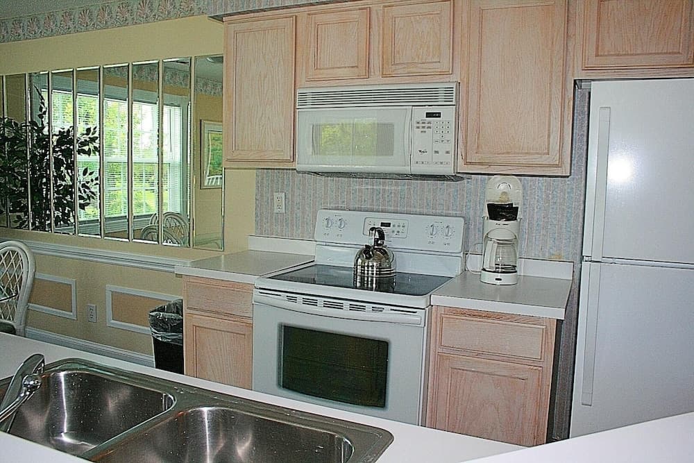 Golf View Villa 709 with Full Kitchen Brunswick Plantation Resort and Golf by RedAwning