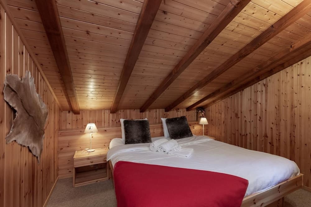 Chalet D'arbi Sauna Chalet Perfect for Families
