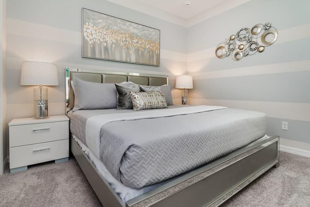 1743 CV - Solara - Luxury 9 Bed Heated Private Pool