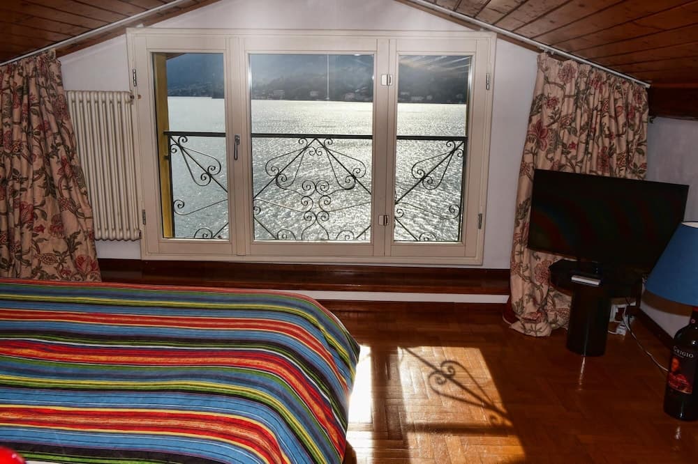 Easy Welcome Charming Mella