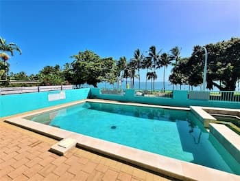 Emthree Seaside Apartments