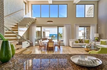 Luxury Beach Penthouse w Private Deck Ocean Views C-401