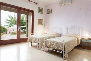 Villa Solare con piscina fronte mare