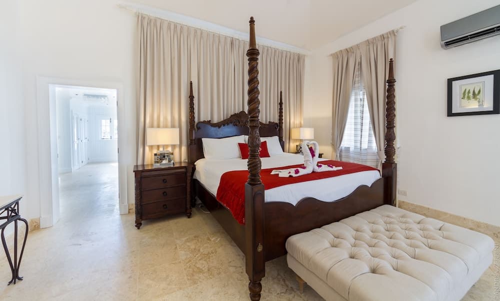 Luxury 2-level villa in Punta Cana