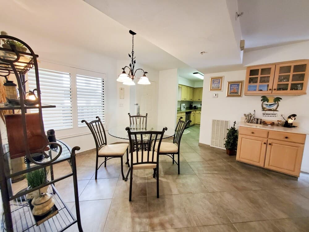 Fred's Santa Maria Harbour Resort Condo