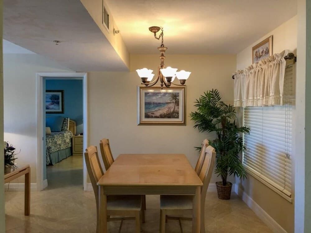 Brian's Santa Maria Harbour Resort Condo