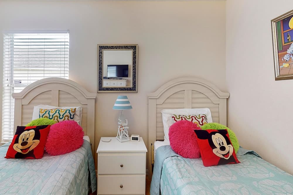 Anthea's Orange Tree Vacation Home