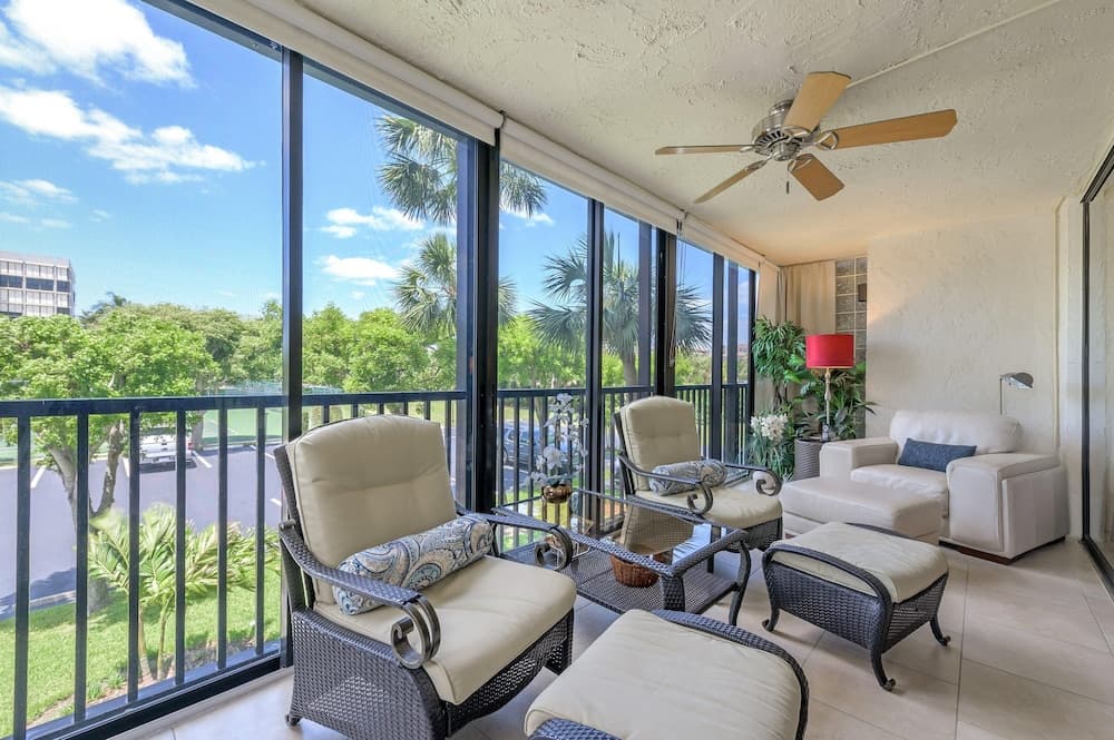 Sea Isles Condo
