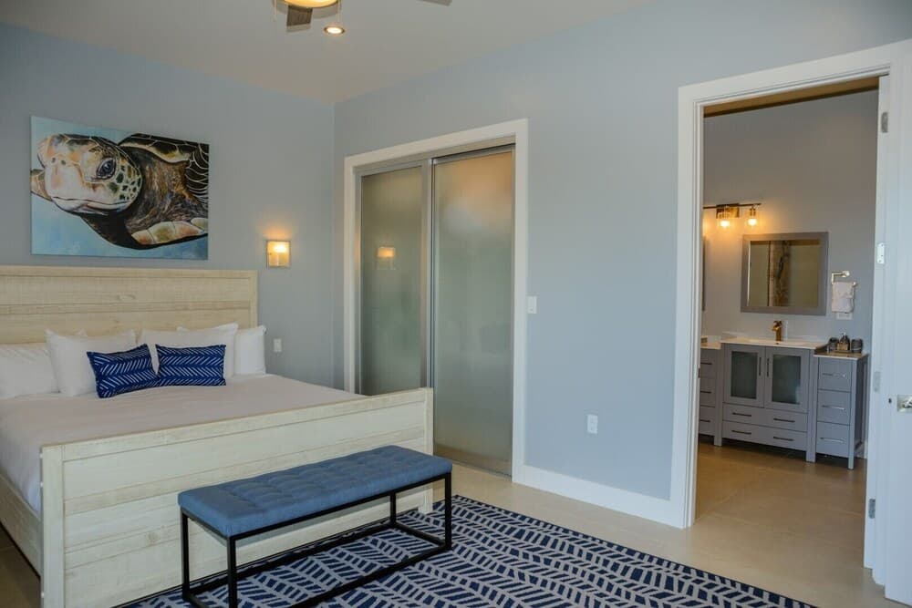 Sunset Gecko Condos - Unit 2A