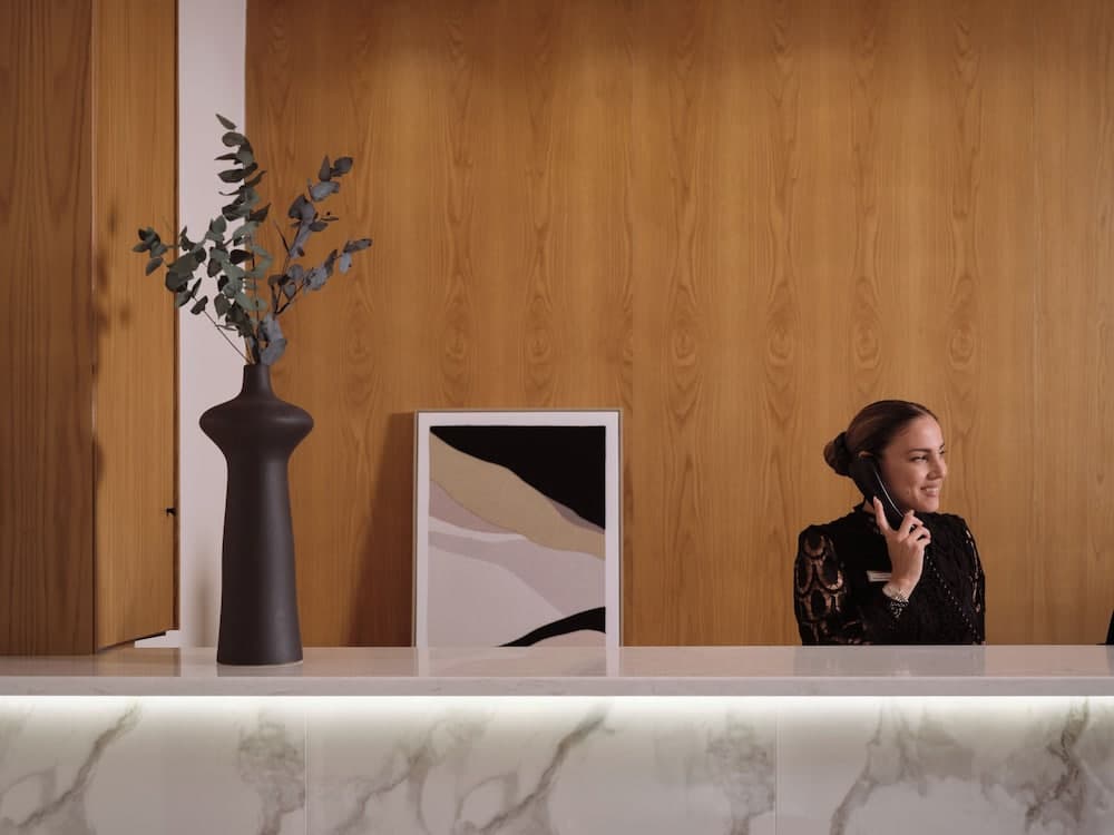 Nikon Boutique Hotel