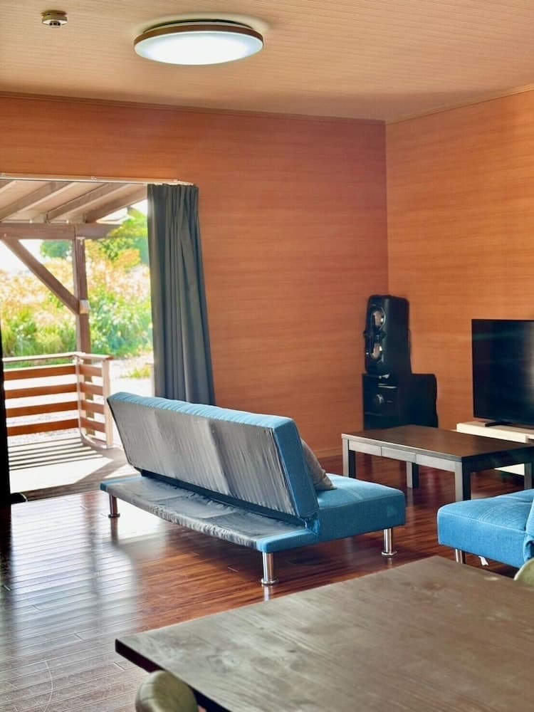 AZ Hotel Inn Amamimanya