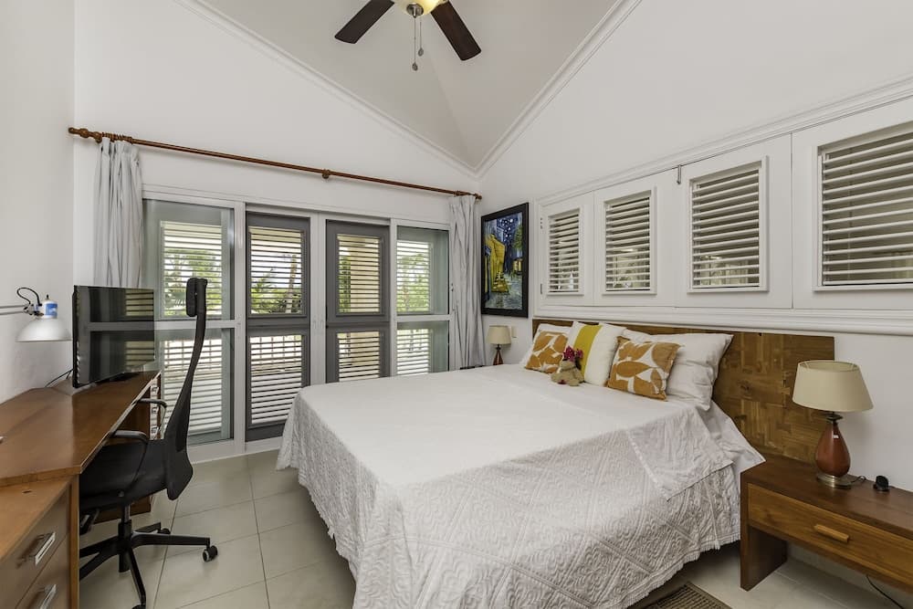 5-star villa near Playa Blanca Beach