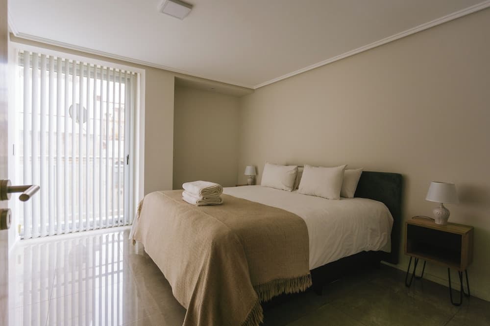 Le Montreal Apartments