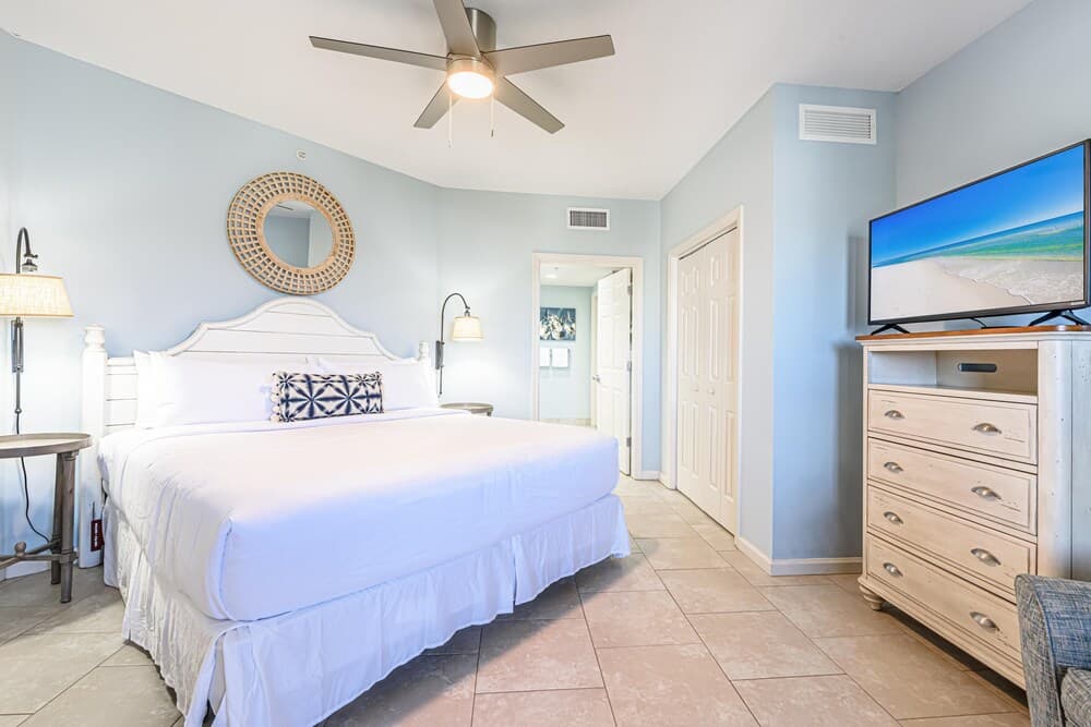 Westwinds 4779 - Flr9 - 2BR 2BA -