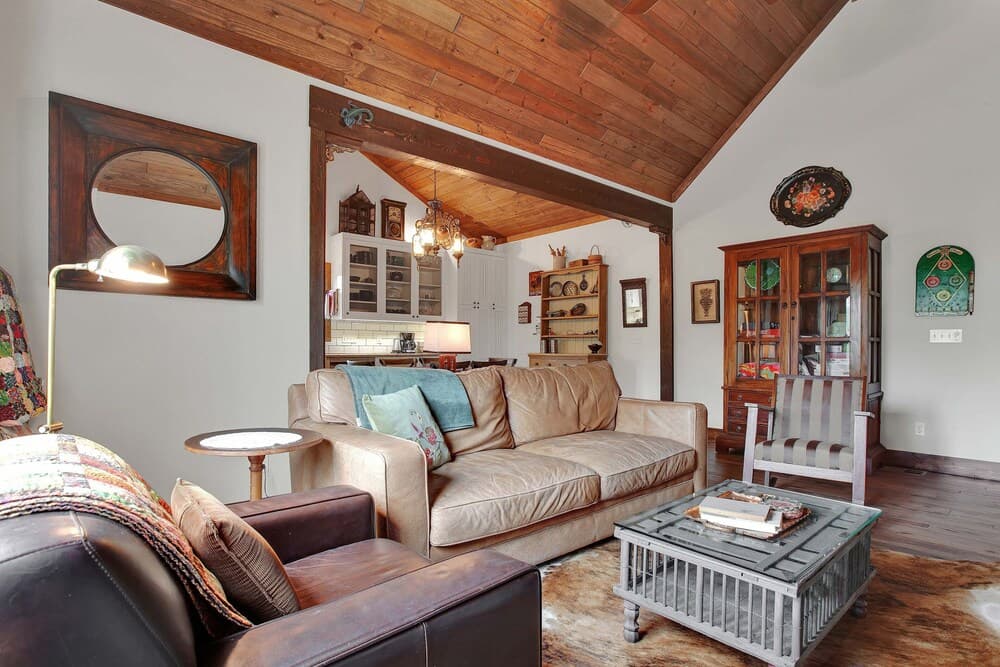 Luxury Craftsman Home-1blk to Mainhottub-firepit