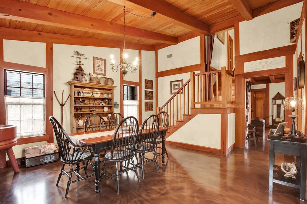 New! Luxury Home Near Main St. w/2 Hottubs&firepit