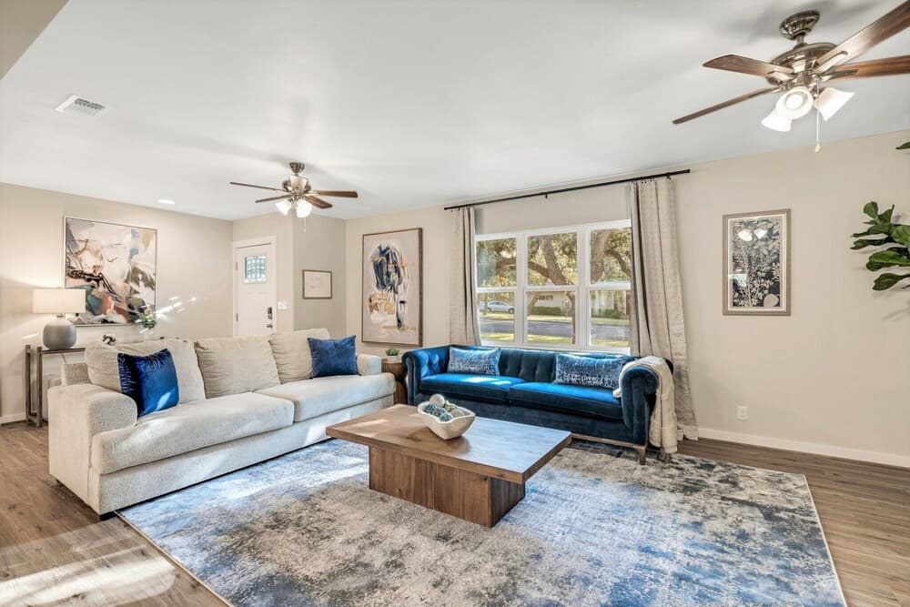 New! Luxury Home Just 5 min From Main St!