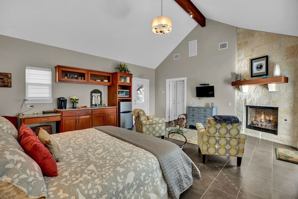 New! Luxury Cottage W/stunningviews-spa Bath-patio