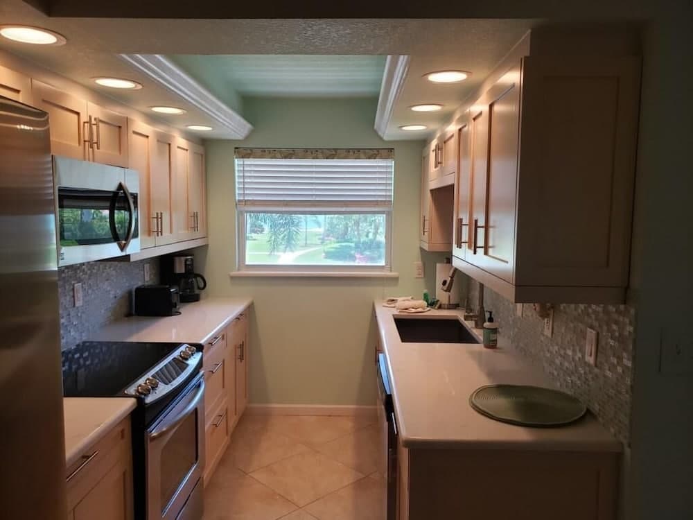 Steve's Bonita Beach Club Condo