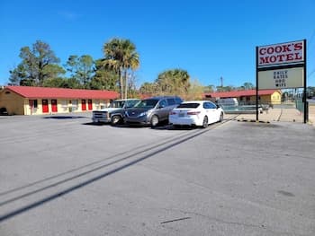 Cook's Motel