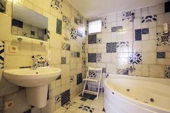 Zebra Hotel Alsancak