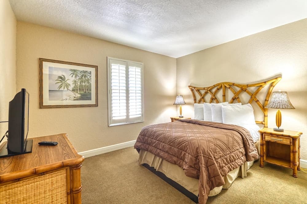 Badri's Regal Palms Townhome