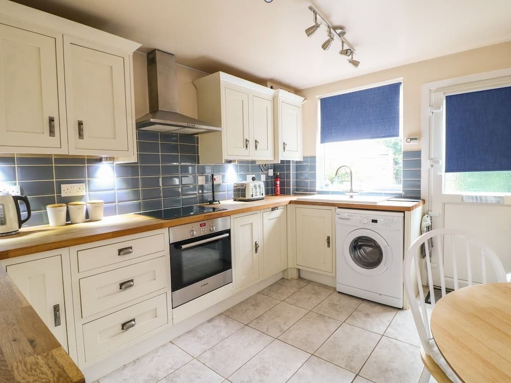 Derby Dream House - Cozy Retreat for Your Getaway