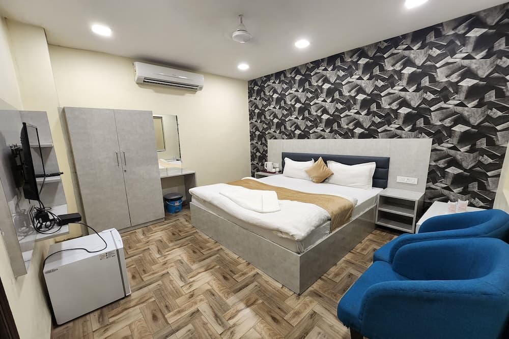 Hotel Mandakini Royale