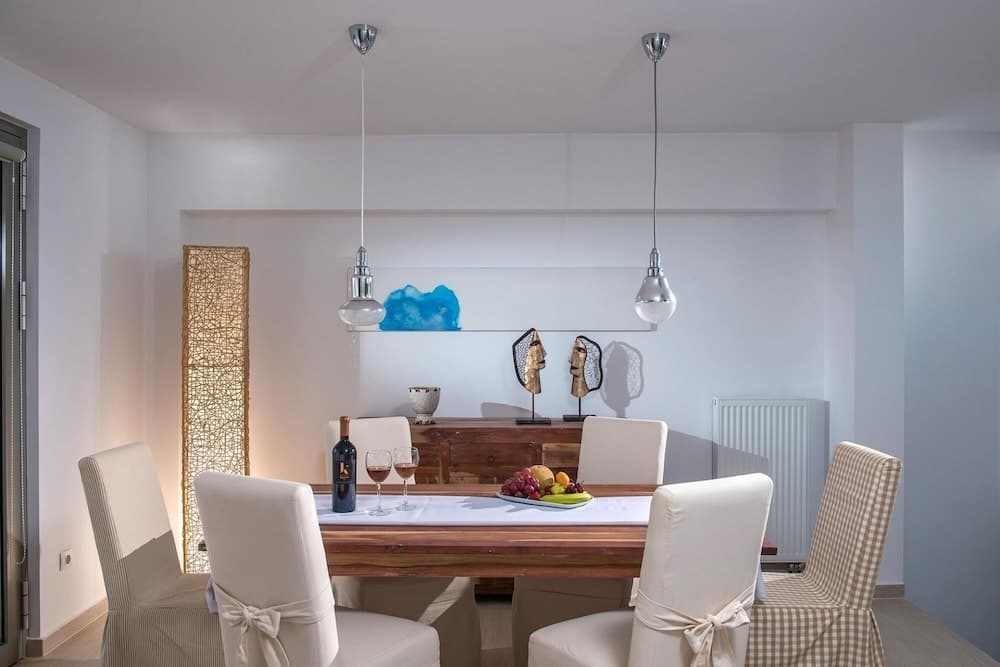 Villa Perseides by Enorme