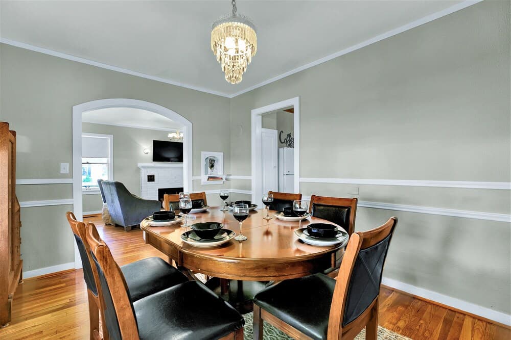 Das Kaderli Walk to Main Firepit and Grill