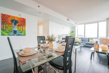 2 Bedroom Fully Furnished APT Over Camden Yards 2 Apts by Redawning