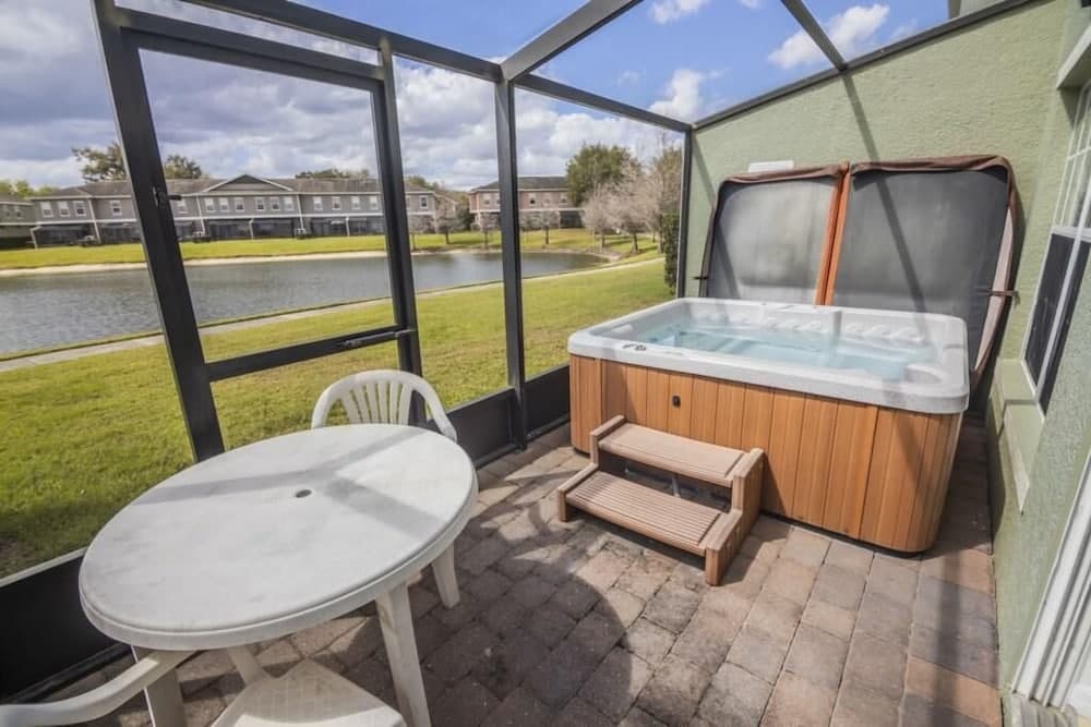 Ralph & Denise's Coral Cay Vacation Town Home