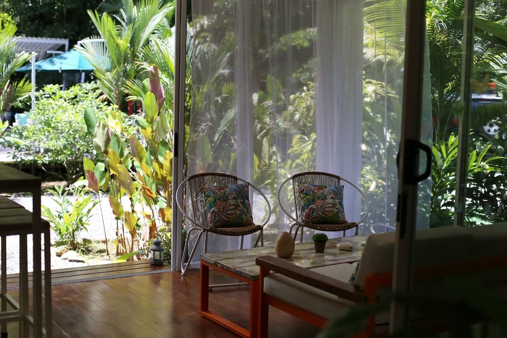 Casa Blanca Villas Ojochal