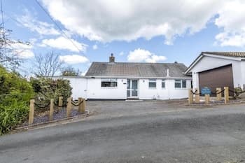 Little Hill - 3 Bed - Wisemans Bridge