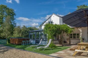 White Mill - 4 Bed - Lampeter Velfrey