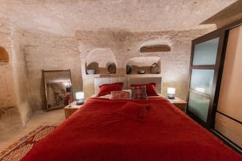 Cappadocia Deep Cave House