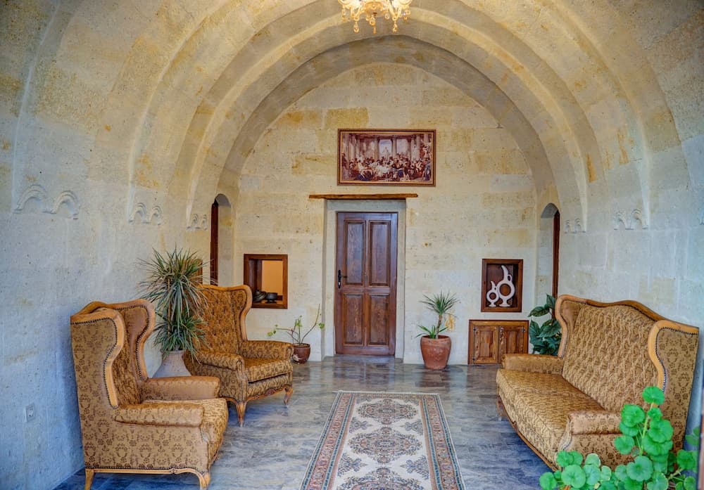 House 1938 Special Cave Hotel