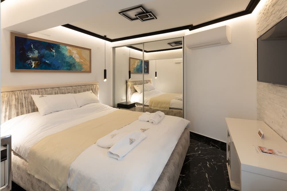 Lazar Lux Suites - Ammoudara