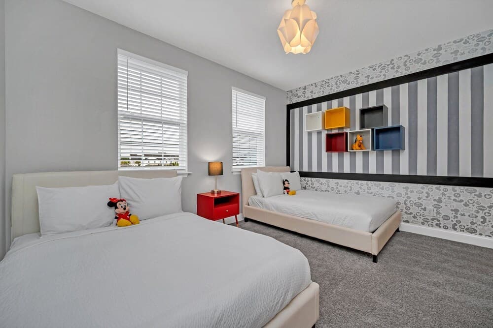 Vibrant Townhome w/ Private Pool, Near Disney!